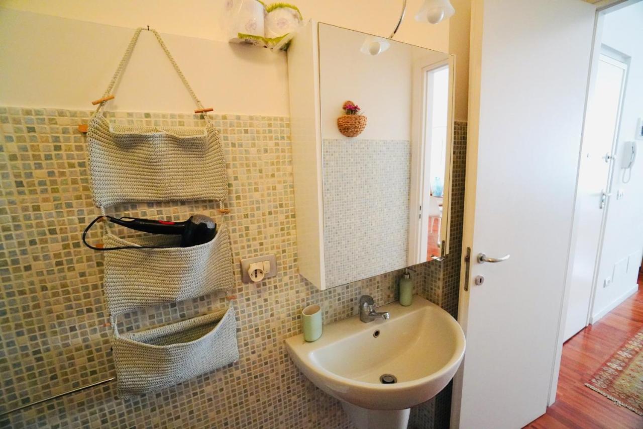 A Casa Di Enza Apartment โบโลญญา ภายนอก รูปภาพ